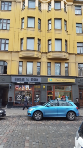 Image 1 of 7