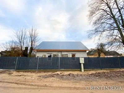 Pārdod māju, Robežu iela 28, Dobeles novads, Dobele / 180 000 € 2