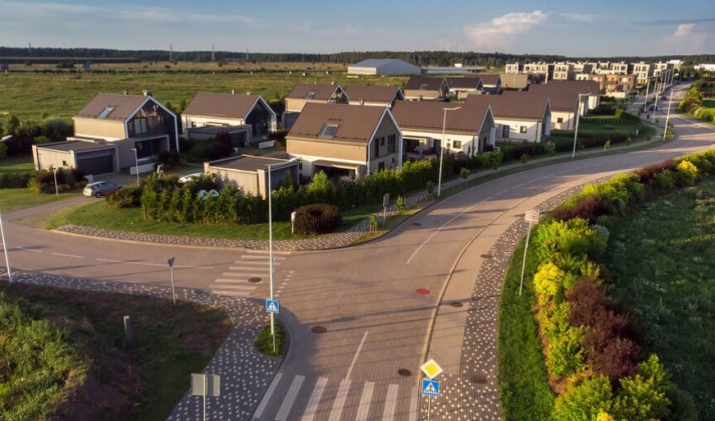 Pārdod māju, Jūras iela 16, Babītes novads, Babītes pagasts, Piņķi / 395 000 € 8