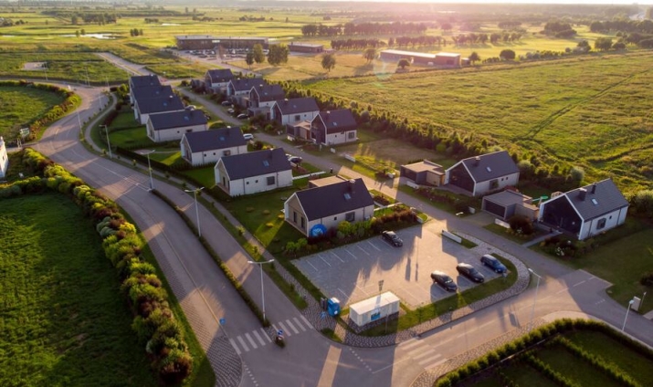 Pārdod māju, Jūras iela 16, Babītes novads, Babītes pagasts, Piņķi / 395 000 € 9