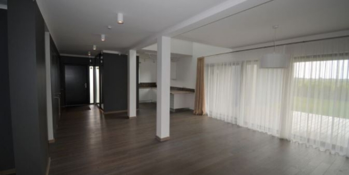 Pārdod māju, Jūras iela 16, Babītes novads, Babītes pagasts, Piņķi / 395 000 € 11