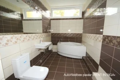 Pārdod dzīvokli, Vienības prospekts 20, Jūrmala, Bulduri / 162 000 € 9