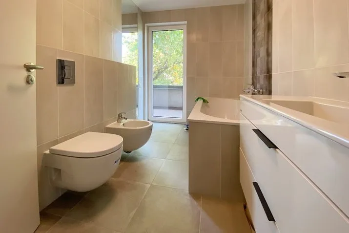 Pārdod dzīvokli, Vāveres iela 4, Rīga, Labais krasts, Teika / 280 000 € 8