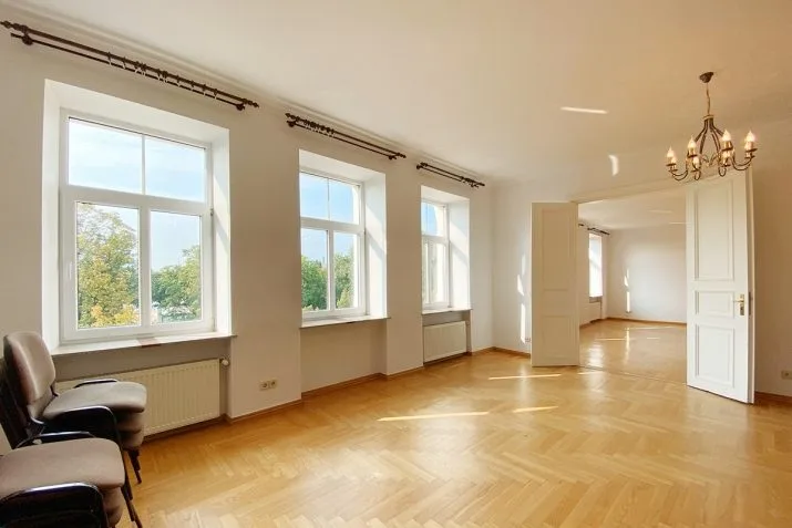 Продажа квартиры, Raiņa bulvāris 3, Rīga, Labais krasts, Vecrīga / 399 000 € 2