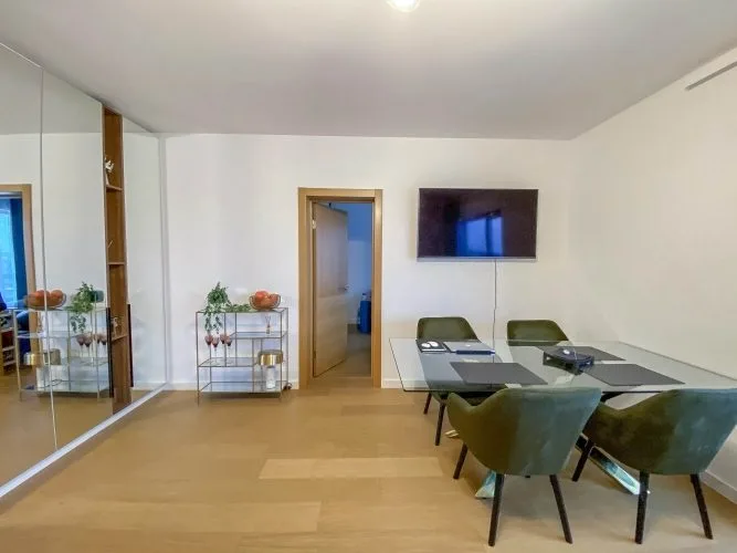 Izīrē dzīvokli, Vesetas iela 26, Rīga, Labais krasts, Centrs / 990 € 8