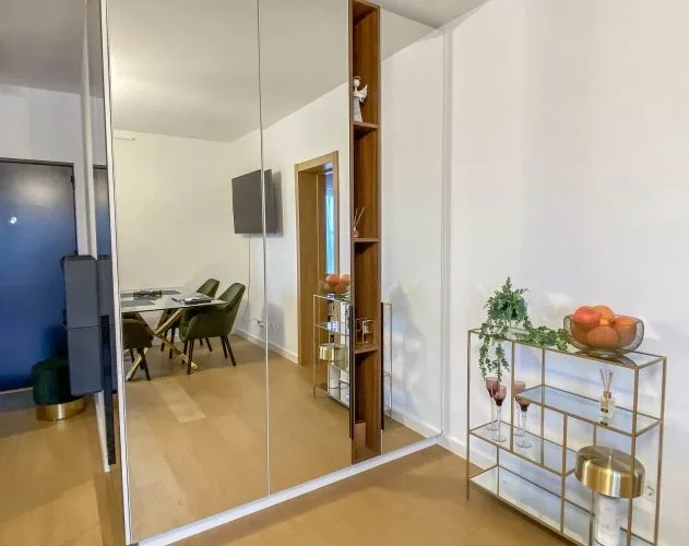 Izīrē dzīvokli, Vesetas iela 26, Rīga, Labais krasts, Centrs / 990 € 9