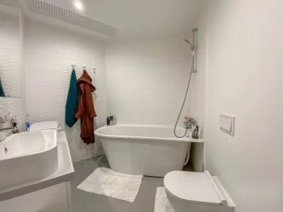 Izīrē dzīvokli, Vesetas iela 26, Rīga, Labais krasts, Centrs / 990 € 16
