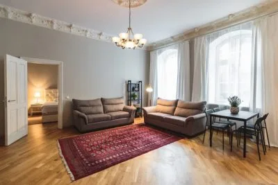 Izīrē dzīvokli, Krišjāņa Valdemāra iela 23, Rīga, Labais krasts, Centrs / 700 € 1