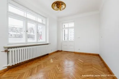 Izīrē māju, Emīla Melngaiļa iela 6, Rīga, Labais krasts, Centrs / 4 900 € 22