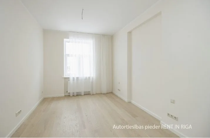 Аренда квартиры, Aleksandra Čaka улица 123, Rīga, Labais krasts, Centrs / 690 € 6