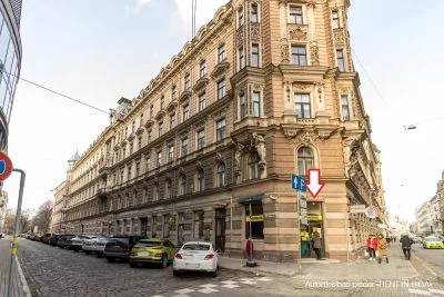 Pārdod tirdzniecības telpas, Alfrēda Kalniņa iela 2, Rīga, Labais krasts, Centrs / 800 000 € 2