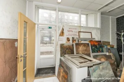 commercial premises For Rent, Krišjāņa Valdemāra street 93, Rīga, Labais krasts, Centrs / 325 € 3