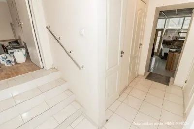 commercial premises For Rent, Krišjāņa Valdemāra street 93, Rīga, Labais krasts, Centrs / 325 € 9