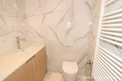 Izīrē dzīvokli, Dzintaru prospekts iela 36, Jūrmala, Dzintari / 2 800 € 16