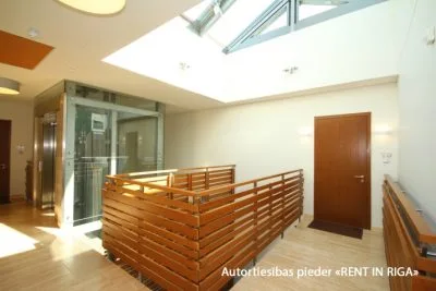 Izīrē dzīvokli, Dzintaru prospekts iela 36, Jūrmala, Dzintari / 2 800 € 27