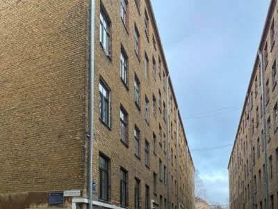 Pārdod dzīvokli, Visvalža iela 3b, Rīga, Labais krasts, Centrs / 83 000 € 2