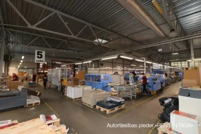 Izīrē tirdzniecības telpas, Ventspils iela 50, Rīga, Kreisais krasts, Šampēteris / 20 421 € 5