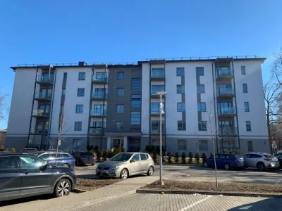Pārdod dzīvokli, Zasulauka iela 13, Rīga, Kreisais krasts, Šampēteris / 58 900 € 2