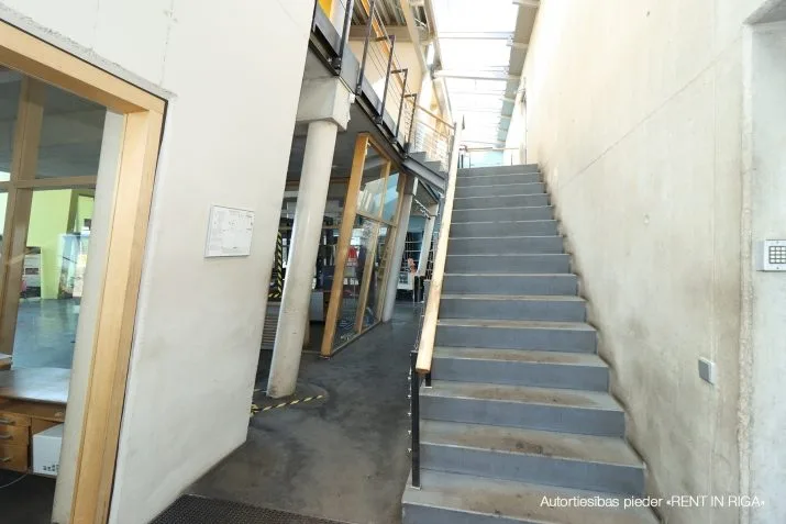 Warehouse facilities For Rent, Zemzaru street 1, Rīga, Kreisais krasts, Šampēteris / 19 000 € 13