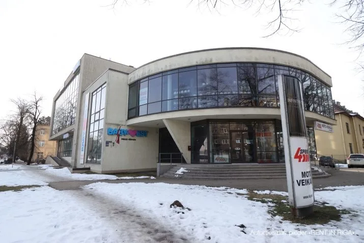 Izīrē biroju, Brīvības gatve iela 244, Rīga, Labais krasts, Teika / 2 256 € 23