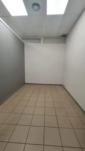 Izīrē tirdzniecības telpas, Hipokrāta iela 7, Rīga, Labais krasts, Mežciems / 820 € 10