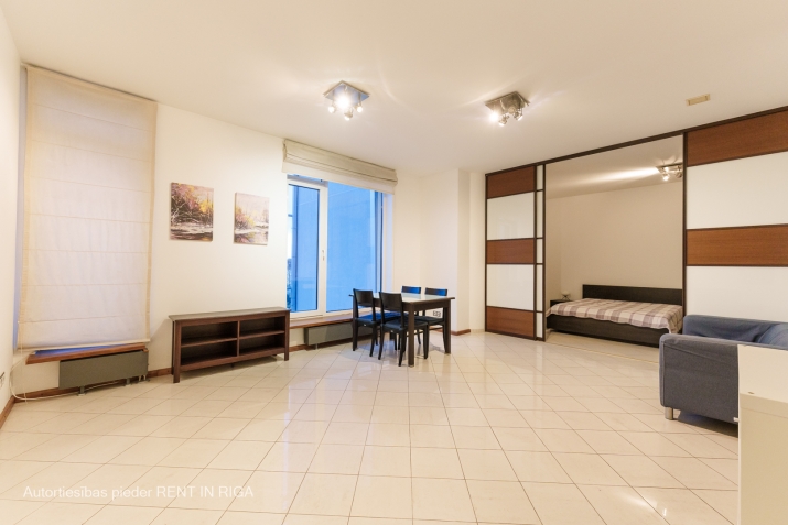Pārdod dzīvokli, Republikas laukums iela 3, Rīga, Labais krasts, Centrs / 139 000 € 4