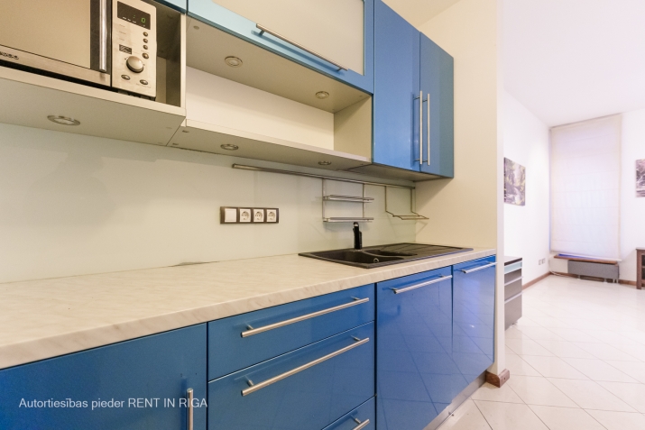 Pārdod dzīvokli, Republikas laukums iela 3, Rīga, Labais krasts, Centrs / 139 000 € 10
