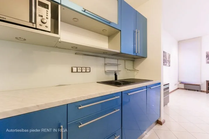 Pārdod dzīvokli, Republikas laukums iela 3, Rīga, Labais krasts, Centrs / 139 000 € 10