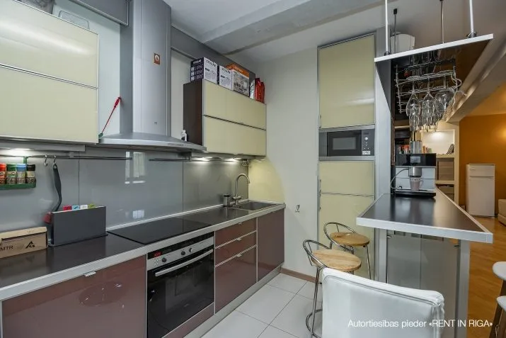 Pārdod dzīvokli, Jūrkalnes iela 87, Rīga, Kreisais krasts, Šampēteris / 275 000 € 9