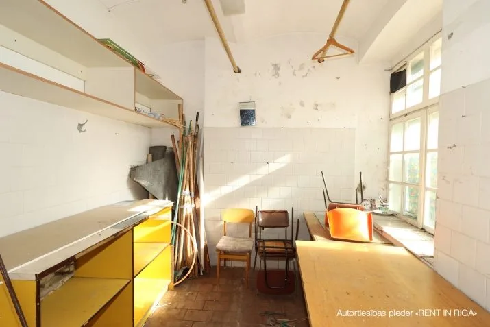 Izīrē namīpašums, Brīvības iela 70, Rīga, Labais krasts, Centrs / 2 500 € 14