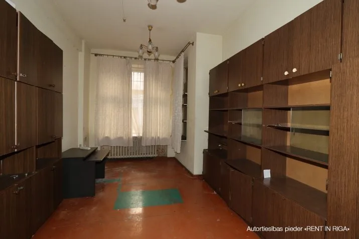 Izīrē namīpašums, Brīvības iela 70, Rīga, Labais krasts, Centrs / 2 500 € 23