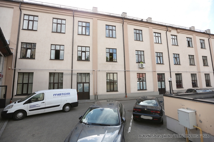 Image 1 of 14