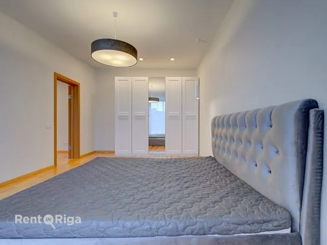 Apartment For Rent, Marijas street 16, Rīga, Labais krasts, Centrs / 1 300 € 12