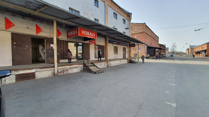 Spīķeru iela 9 8