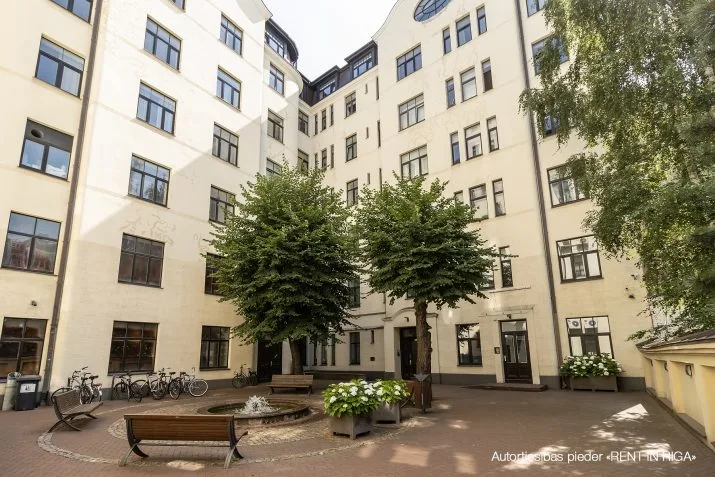 Office For Rent, Krišjāņa Barona street 36, Rīga, Labais krasts, Centrs / 1 066 € 14