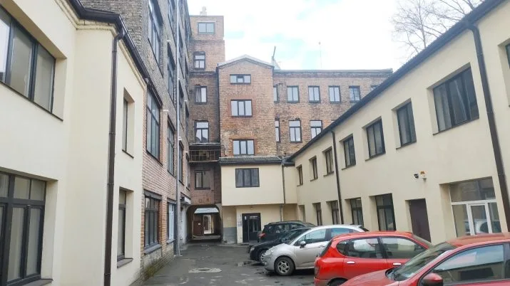 Lāčplēša iela 125 5