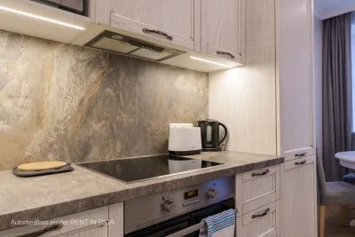 Izīrē dzīvokli, Pērnavas iela 41, Rīga, Centrs / 1450 € 7