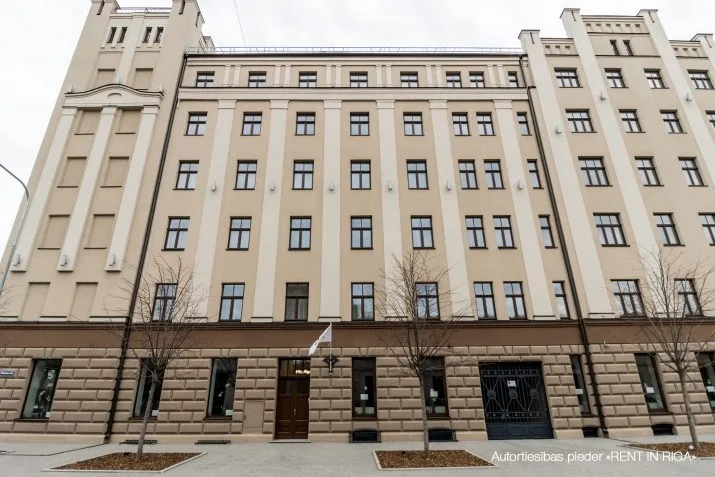 Izīrē dzīvokli, Pernavas iela 41, Rīga, Labais krasts, Centrs / 1 650 € 15