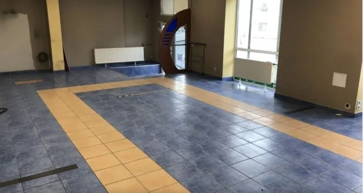 Izīrē tirdzniecības telpas, Brīvības gatve 310, Rīga, Labais krasts, Teika / 700 € 8