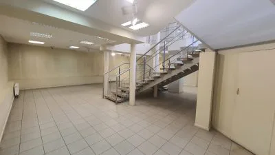 Izīrē tirdzniecības telpas, Stabu iela 42, Rīga, Labais krasts, Centrs / 1 000 € 8