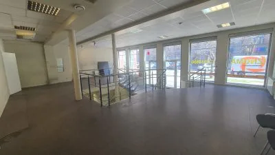 Izīrē tirdzniecības telpas, Stabu iela 42, Rīga, Labais krasts, Centrs / 1 000 € 3