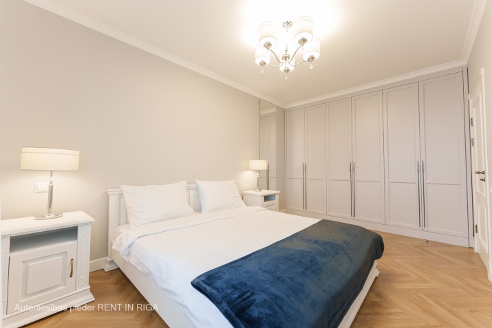 Apartment For Rent, Pernavas street 41, Rīga, Labais krasts, Centrs / 1 678 € 11