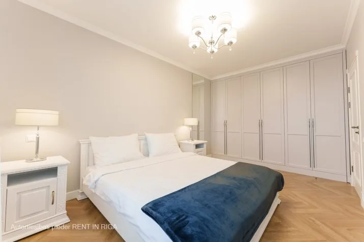 Apartment For Rent, Pernavas street 41, Rīga, Labais krasts, Centrs / 1 678 € 11