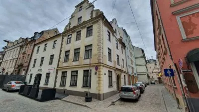 Izīrē biroju, Miesnieku iela 8, Rīga, Labais krasts, Vecrīga / 127 € 1