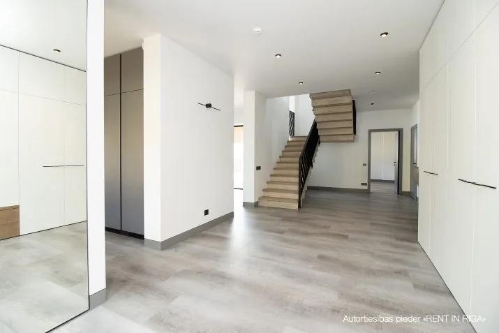 Pārdod māju, Velēnu iela 8, Garkalnes novads, Langstiņi / 560 000 € 13