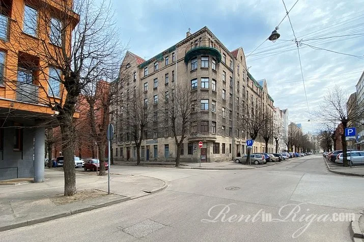 Pārdod dzīvokli, Zvaigžņu iela 24, Rīga, Labais krasts, Centrs / 83 200 € 15