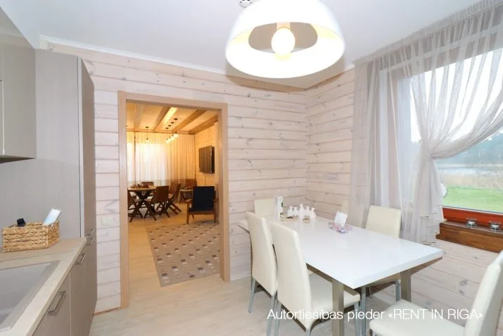 Izīrē māju, Bernātu iela 33, Jūrmala, Asari / 2 400 € 7