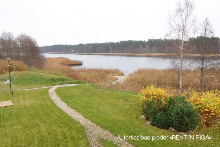 Izīrē māju, Bernātu iela 33, Jūrmala, Asari / 2 400 € 25