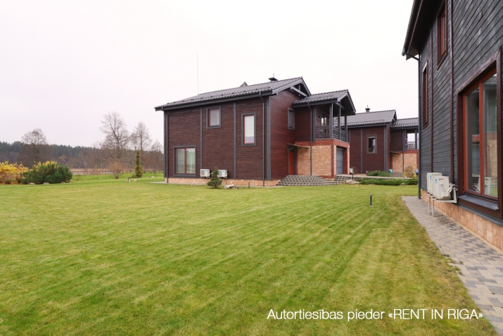 Izīrē māju, Bernātu iela 33, Jūrmala, Asari / 2 400 € 35