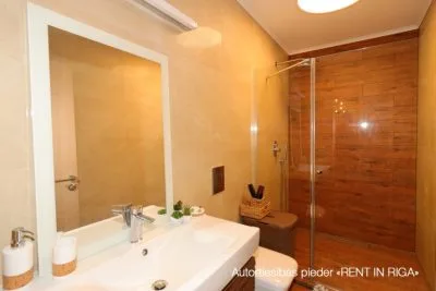 Izīrē māju, Bernātu iela 33, Jūrmala, Asari / 2 400 € 3